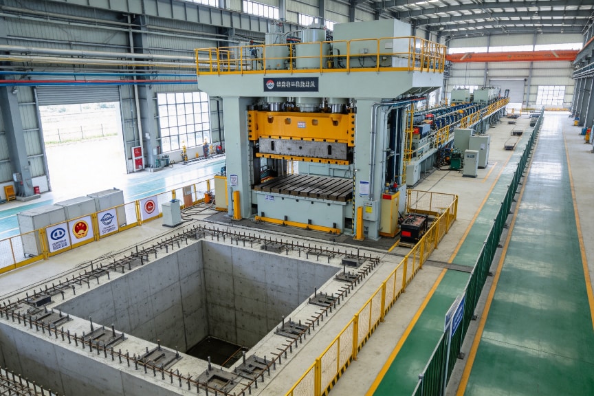 世界五百强钢铁集团厂房设备基础及独立基础沉降加固抬升工程(1)